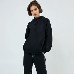 TNA Aritzia Cozy Fleece Boyfriend Hoodie alo yoga set active